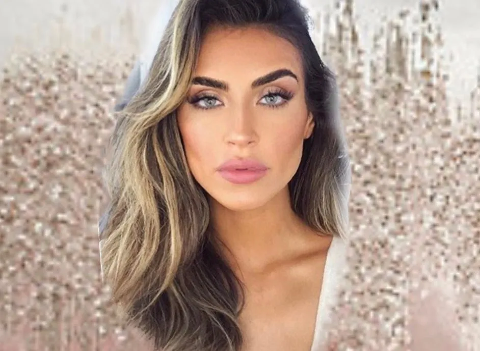 Kissable Matte Lips in Kelly