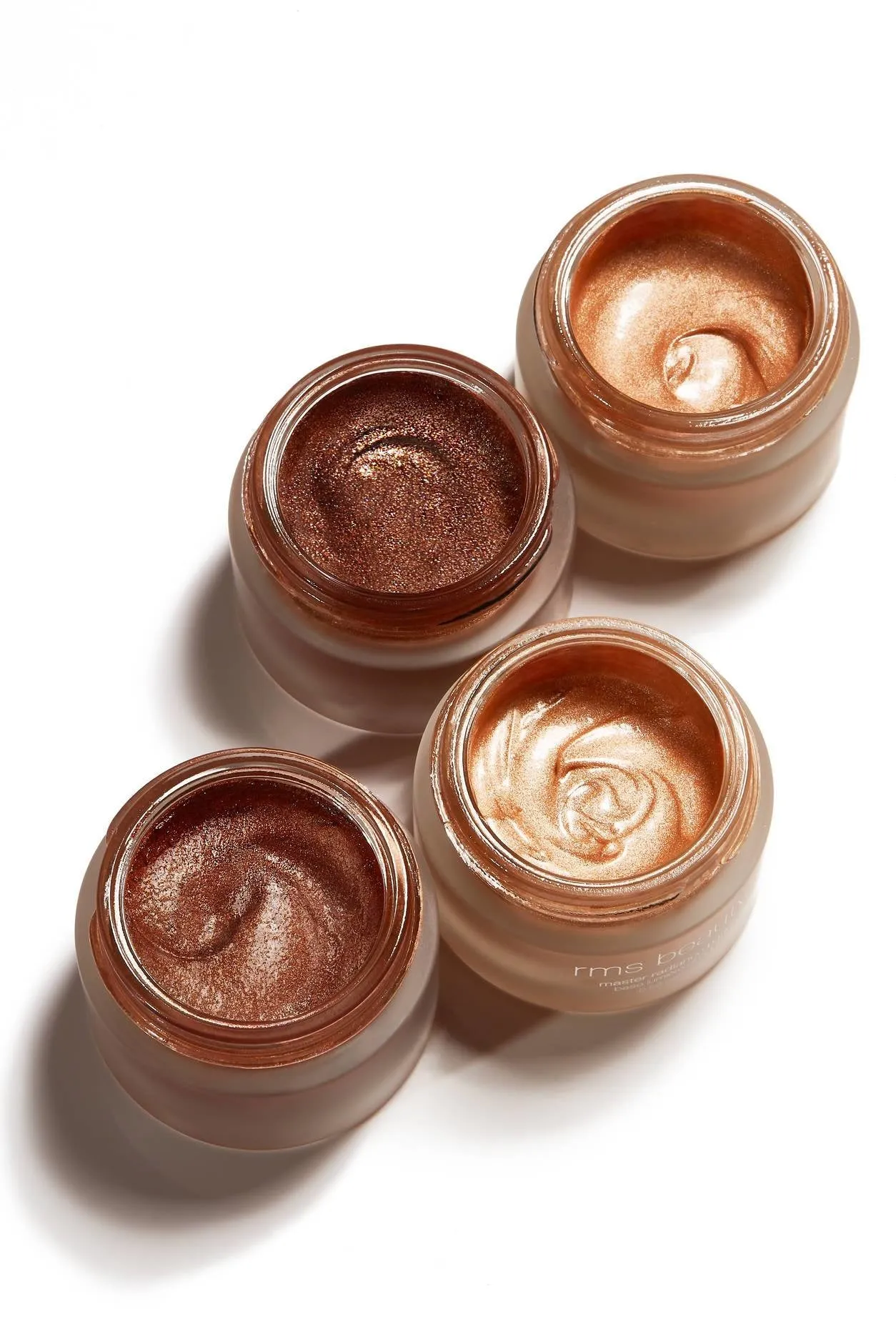 Master Radiance Base 15ml | 2 Colours