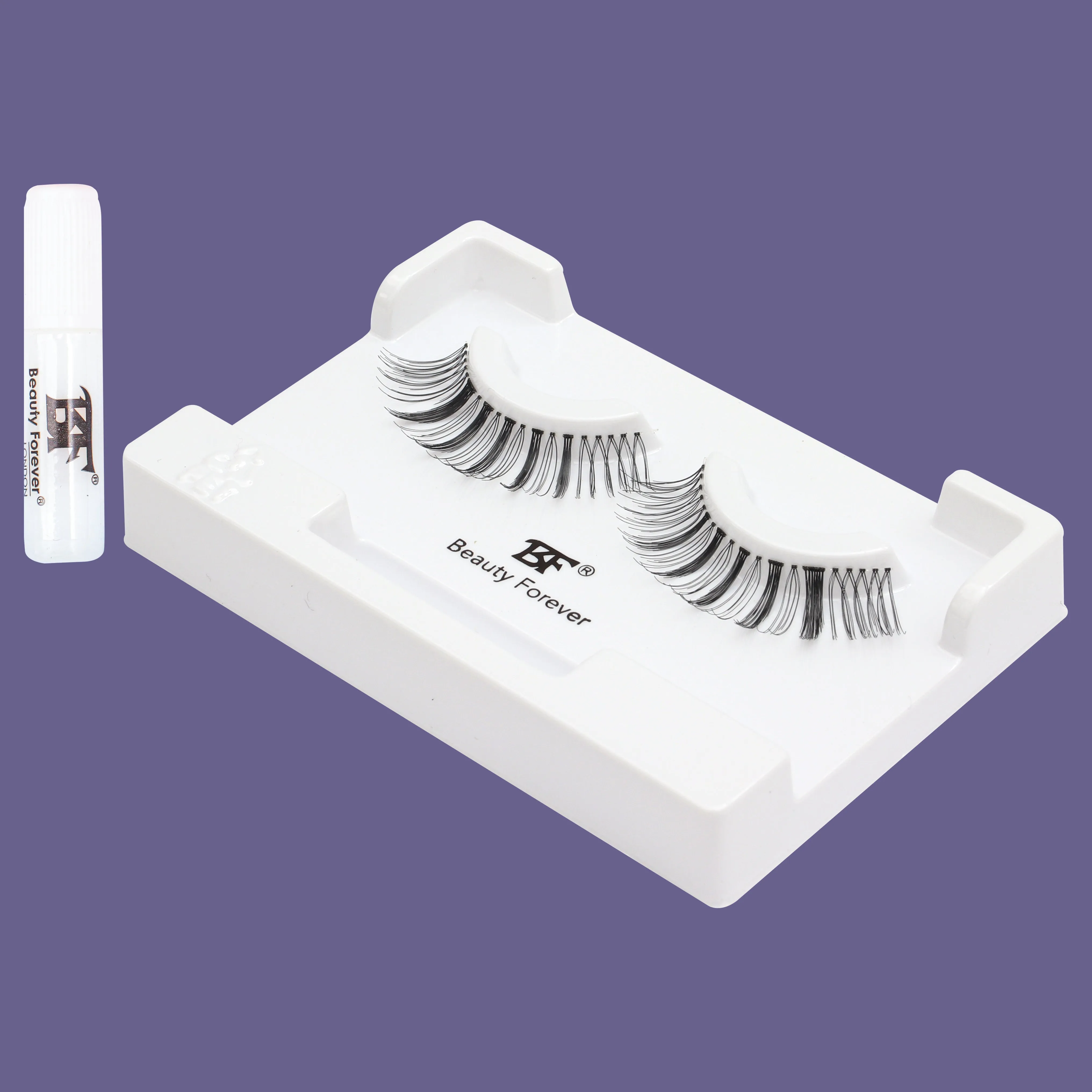 Super-Natural Eyelashes - Daily Dalston No. 910 (Flirty Wide Eye & Cluster Volume Effect)